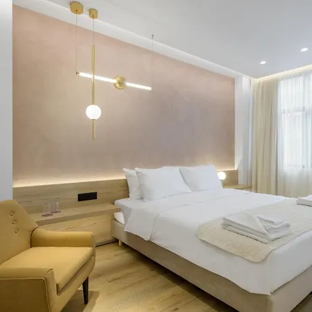 Acropolis Magenta Luxury