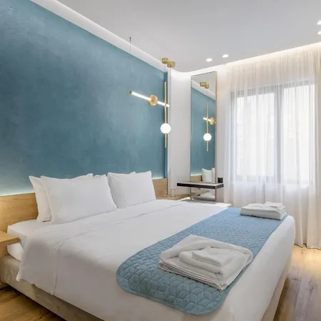 Acropolis Magenta Luxury