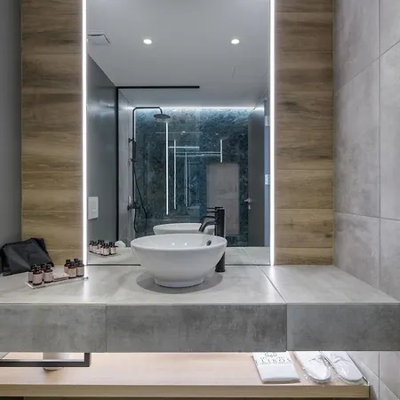 Acropolis Magenta Luxury