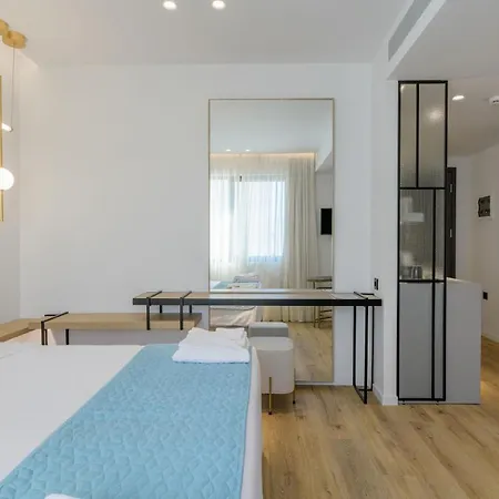 Acropolis Magenta Luxury