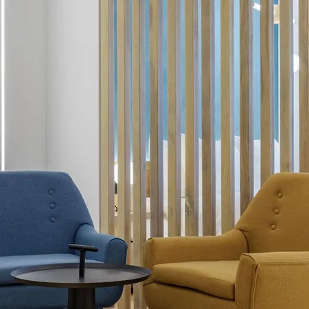 Acropolis Magenta Luxury Aparthotel