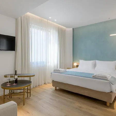 Acropolis Magenta Luxury 4*